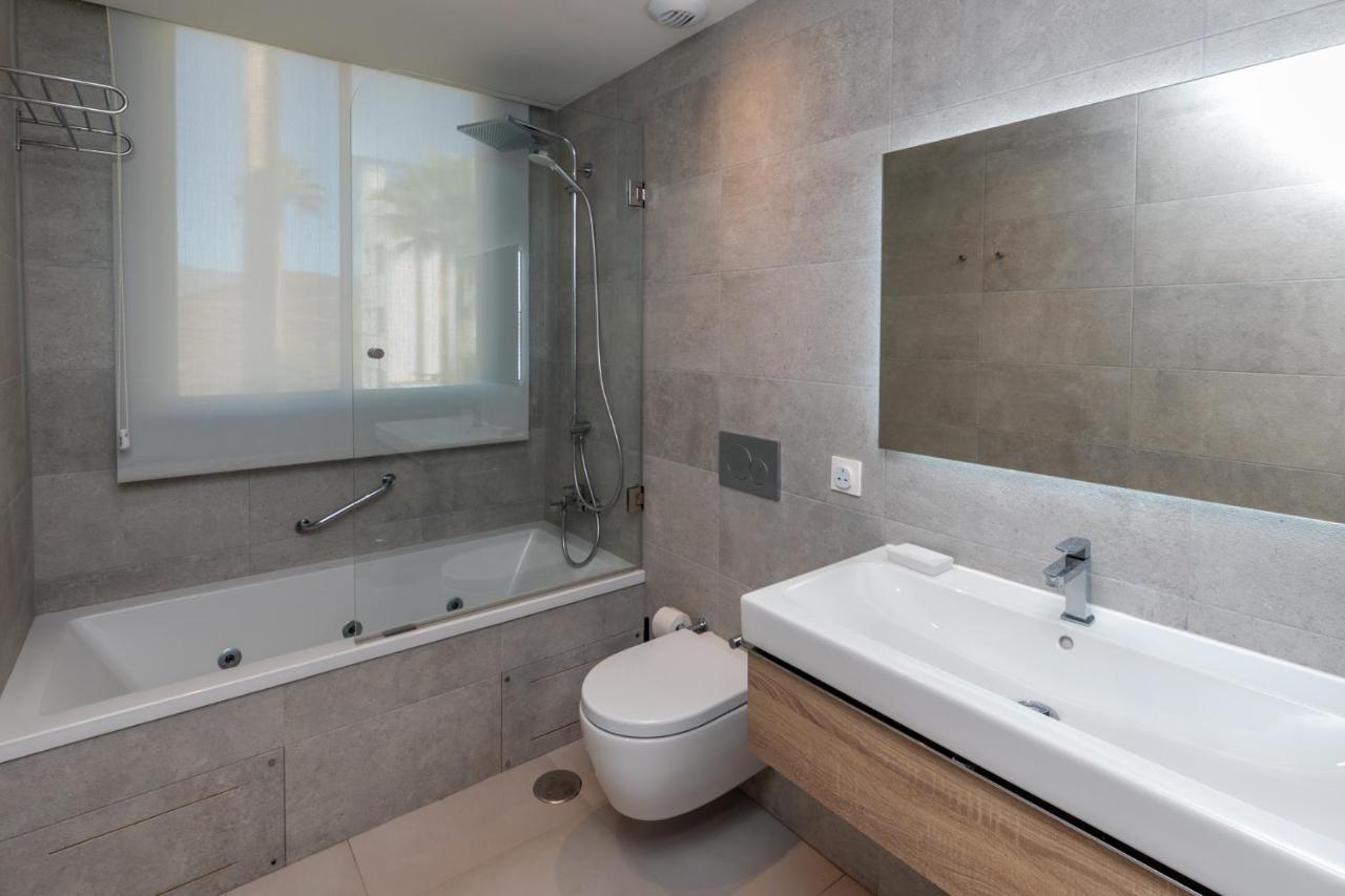 2Br Luxury - Santa Barbara Heights, Good Wifi & Ac Apartment La Cala De Mijas Luaran gambar