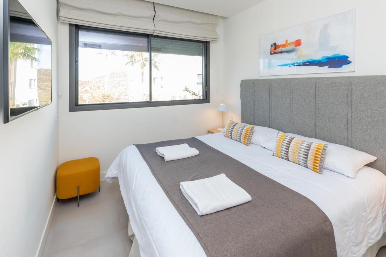 2Br Luxury - Santa Barbara Heights, Good Wifi & Ac Apartment La Cala De Mijas Luaran gambar